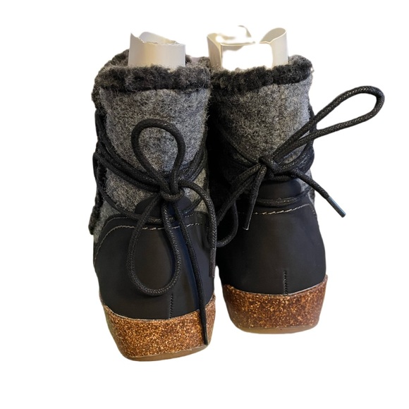 NIB Earth Origins Aurora Jolene black bootie. - Picture 3 of 6